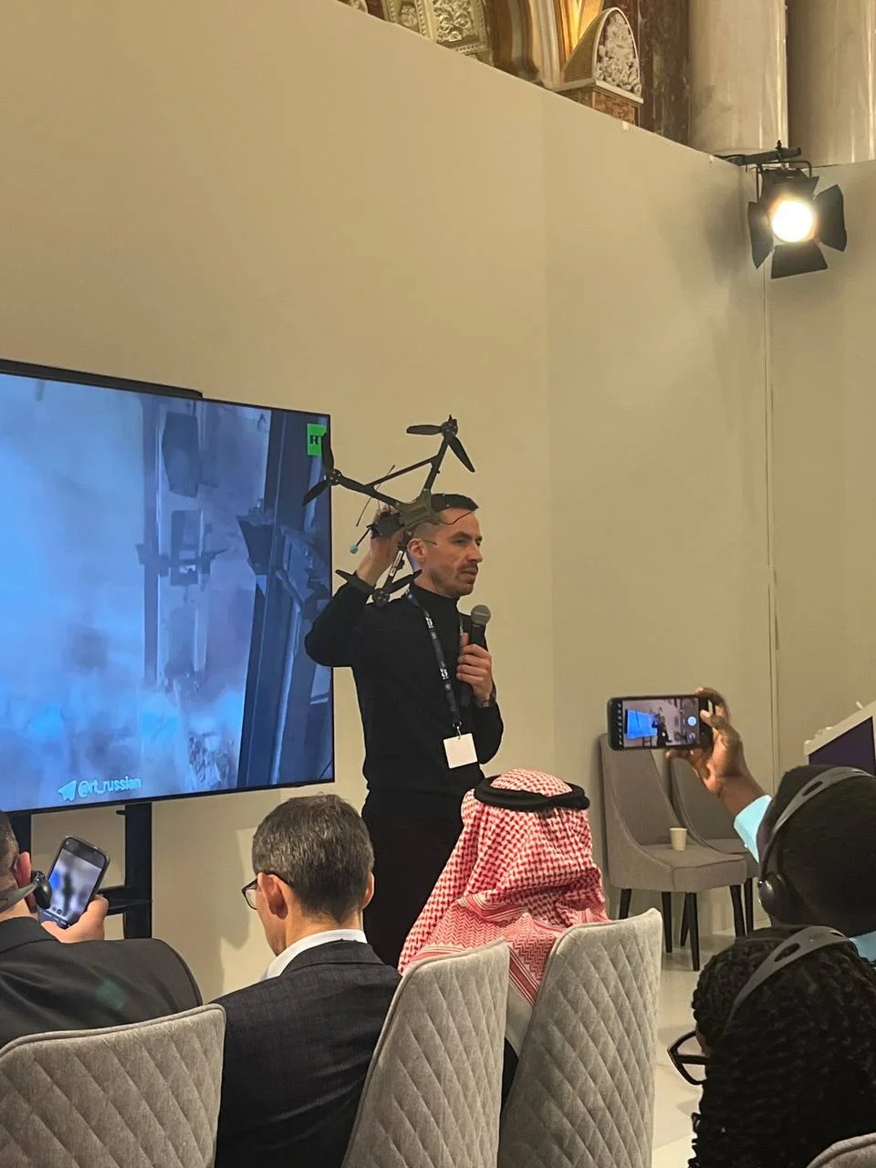 Изображение к публикации