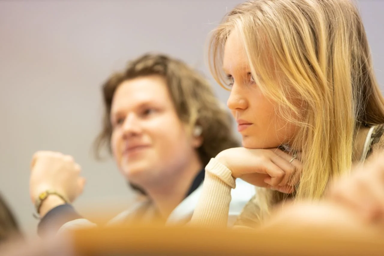 Изображение к публикации